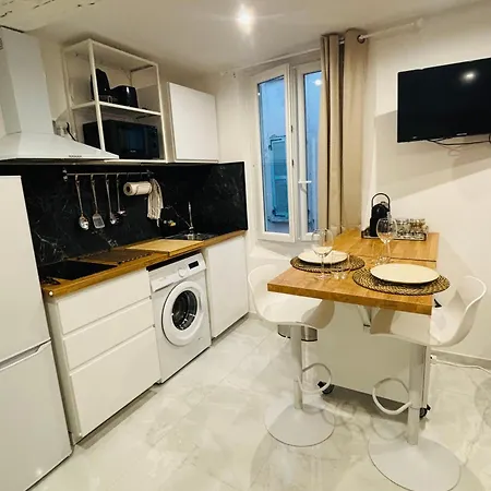 Le Charvet, Cosy En Plein Coeur De Hyères