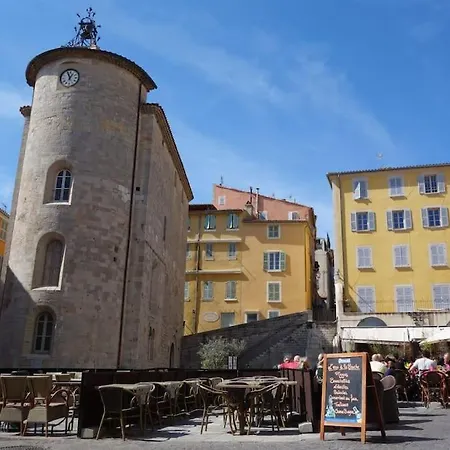 Apartment Le Charvet, Cosy En Plein Coeur De *