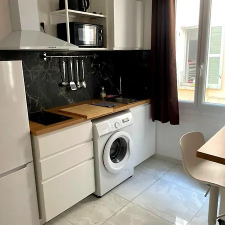 Le Charvet, Cosy En Plein Coeur De Hyères