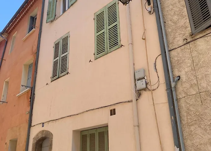 Le Charvet, Cosy En Plein Coeur De Apartment Hyeres